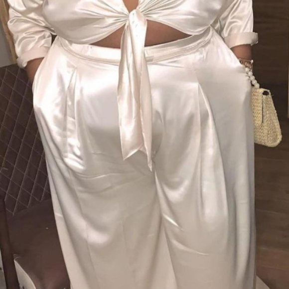 Plus Size Frankie Tavares X FTFLab! cream Crop Top & Wide Leg Pants - Picture 4 of 7